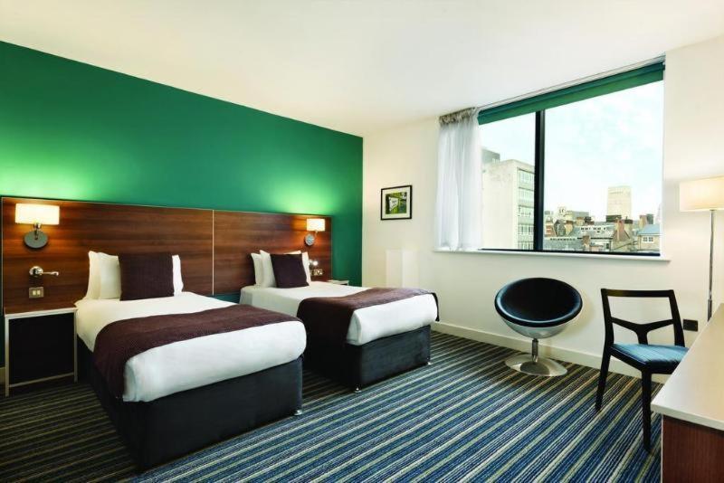 Heeton Concept Hotel - City Centre Liverpool Room photo